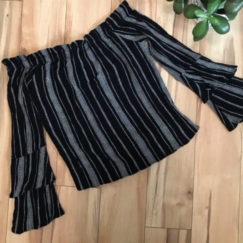Ivy & Main Blouse
